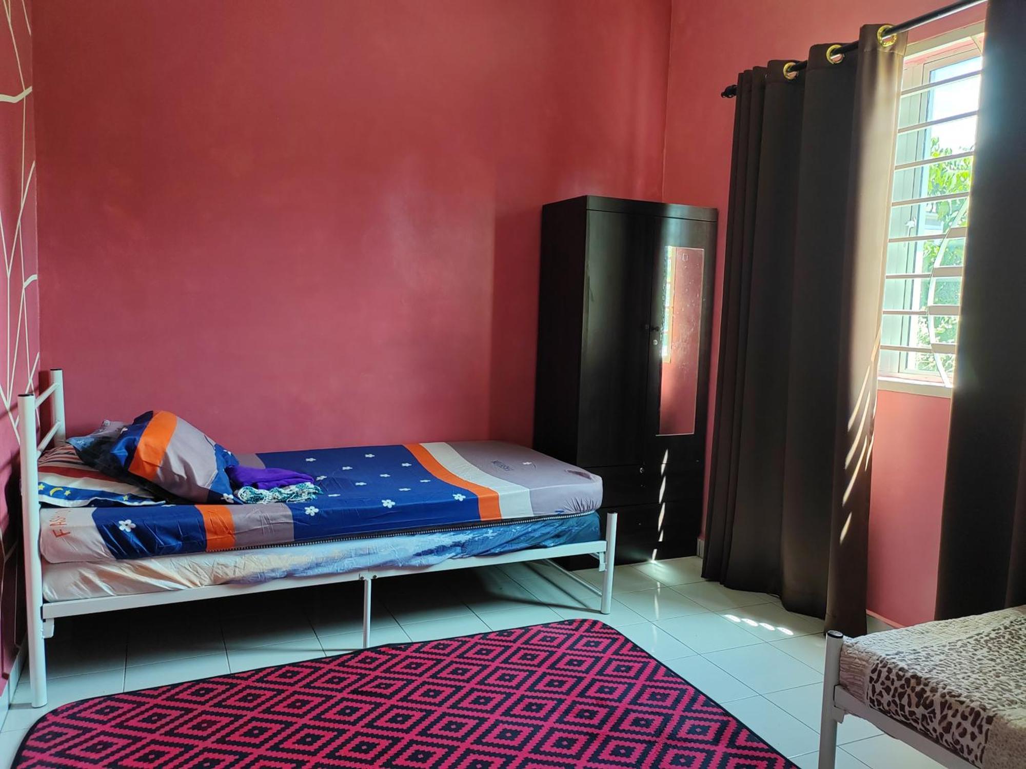 Вилла Teratak Delisha -Musslim Kampong Jemampar Экстерьер фото
